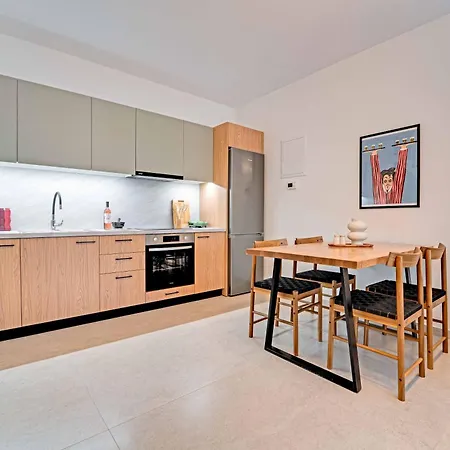 Two Levels 2 Apartman Peraía